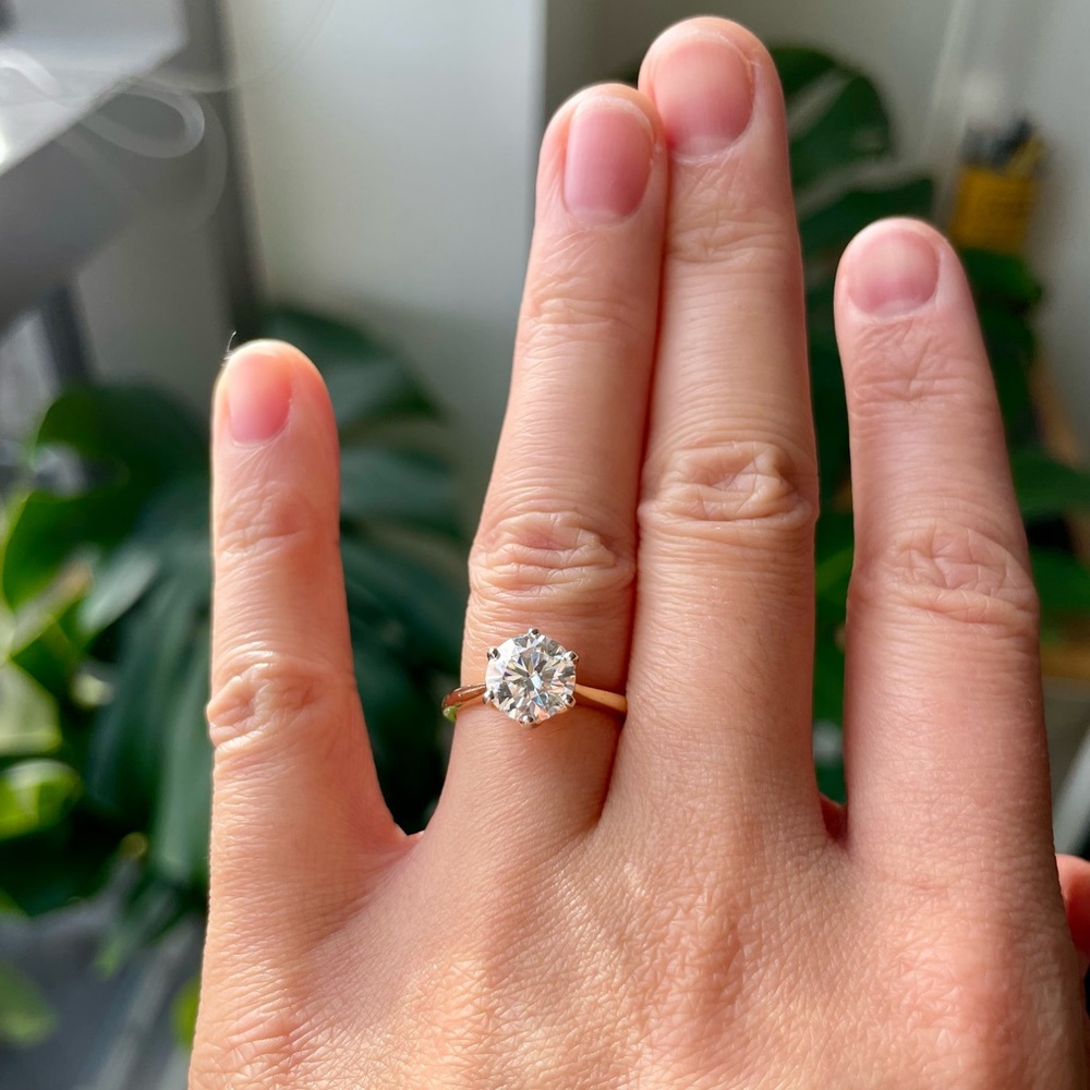 Moissanite Round 7.5mm (1.5ct), Solitaire Petal prongs, 14K gold, Size 4.75 US.